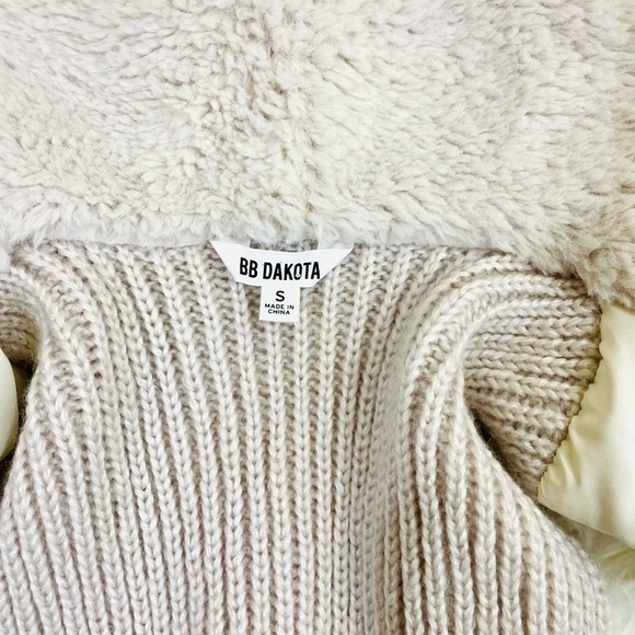 BB Dakota Rennie Vest, EUC - Picture 8 of 15